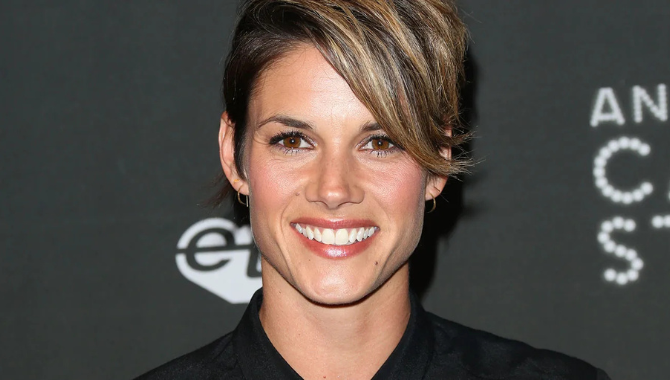 Missy Peregrym Net Worth